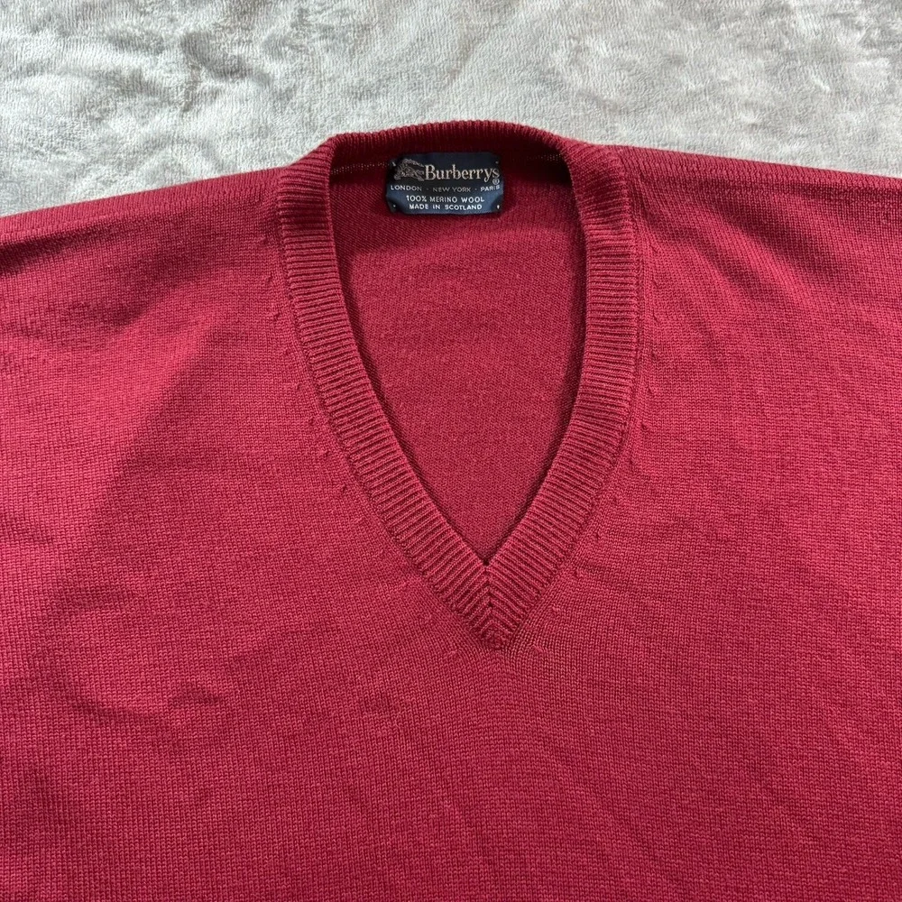 Vintage Burberrys Sweater‎ Mens XL Red Merino Wool V-Neck Academia 80s Scotland
